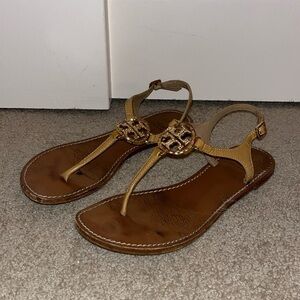 Tory Burch Double T Pave, Patent Leather Sandals, Size 8